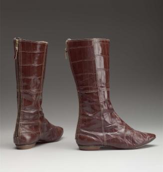 Pair of woman's boots