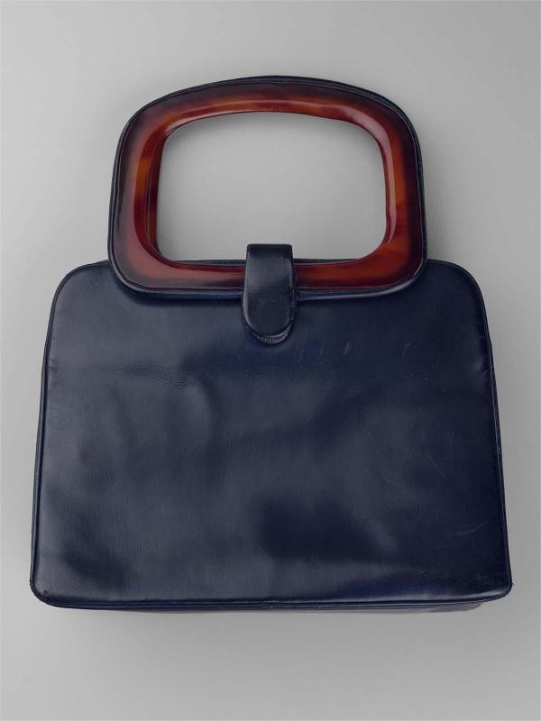 Woman's handbag