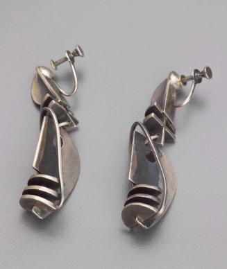 Pair of earrings