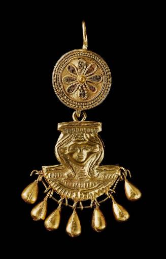 Pendant earring with Hathor head and rosette