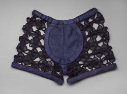 Woman's mini-pants