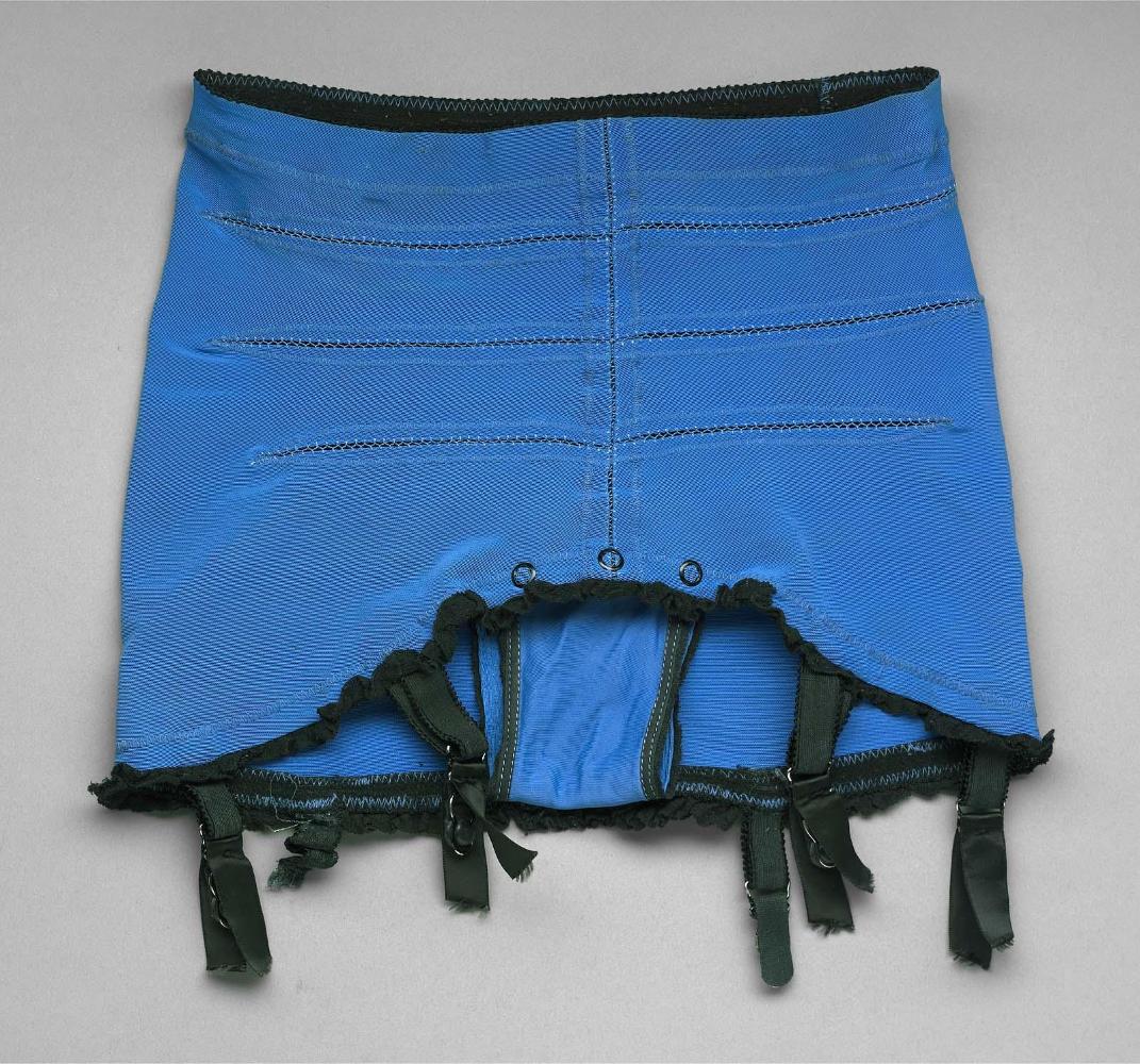 Woman's girdle