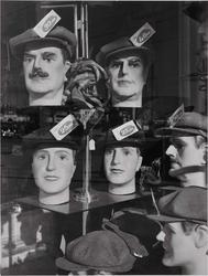 Schaufenster, Rome