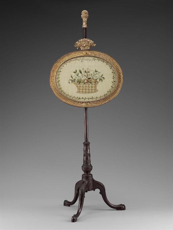 Pole fire screen