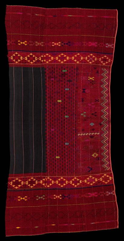 Woman's lower body wrapper (pukhang)